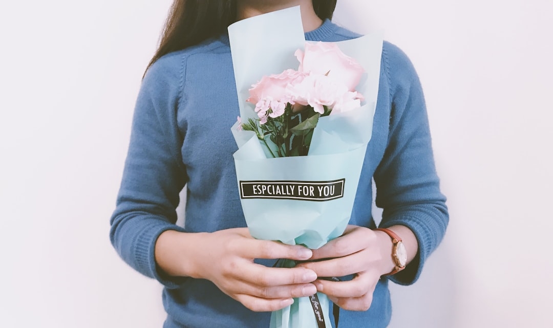 Is It Rude to Throw Away Gifted Flowers? The Honest Etiquette Answer