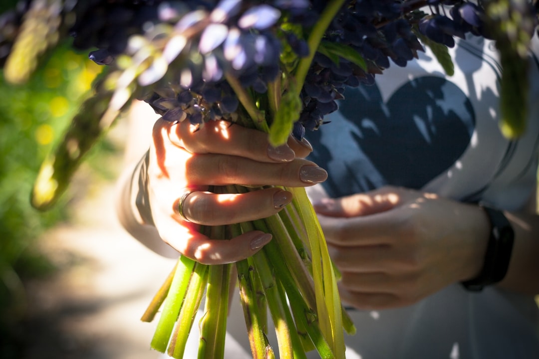 Can You Give Someone Flowers You Picked From Your Own Garden?